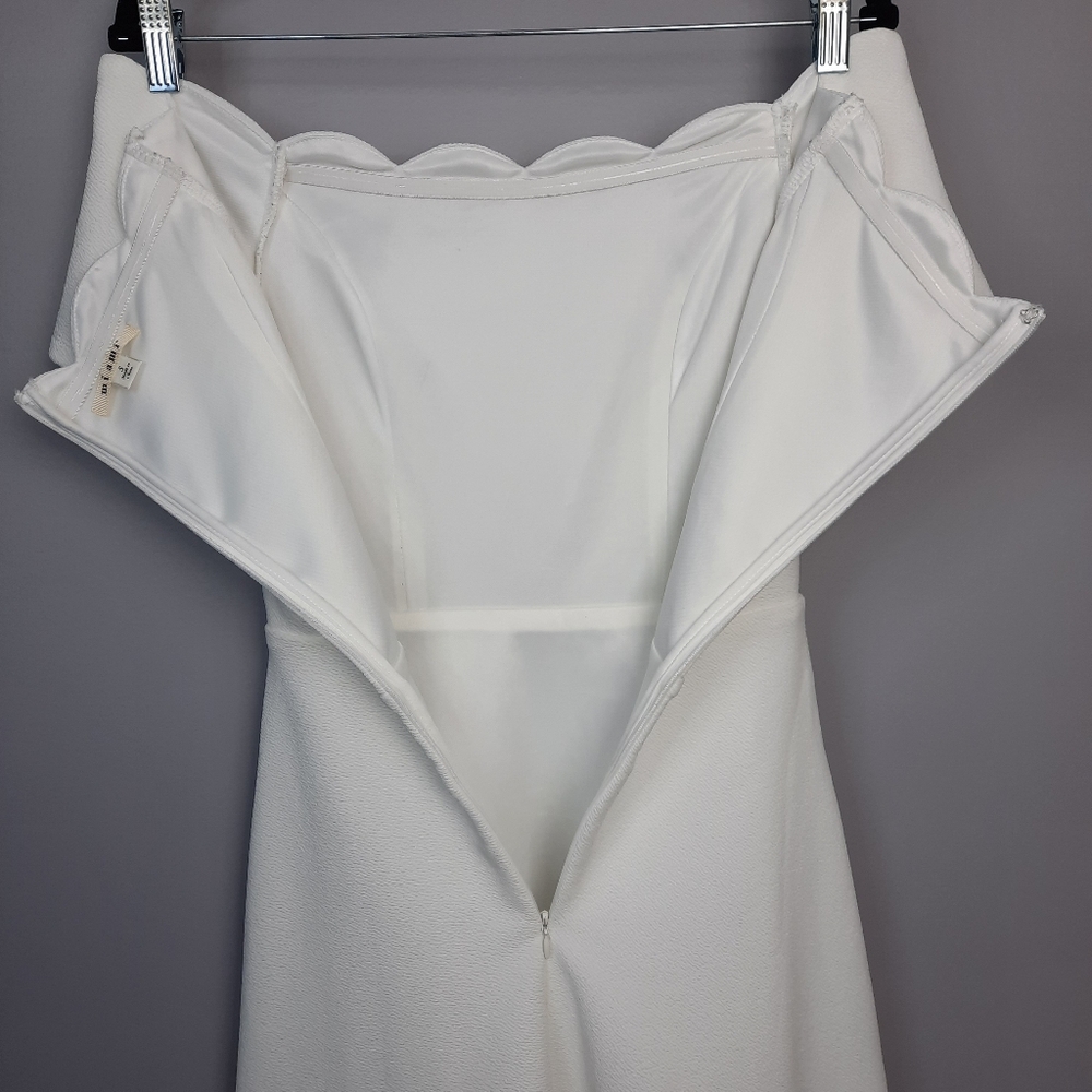 Miami White Off-the-Shoulder Short Sleeve Fit & Flare Mini Dress size Small - Picture 4 of 12